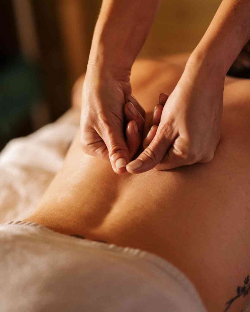 tantra massage on female back